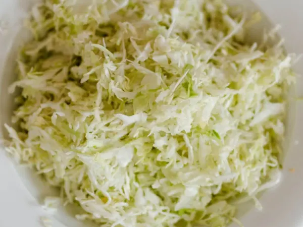 Short coleslaw cut cabbage