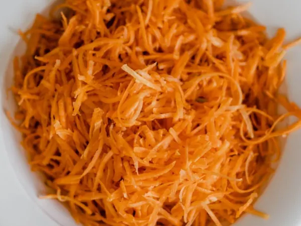 Grated carrots